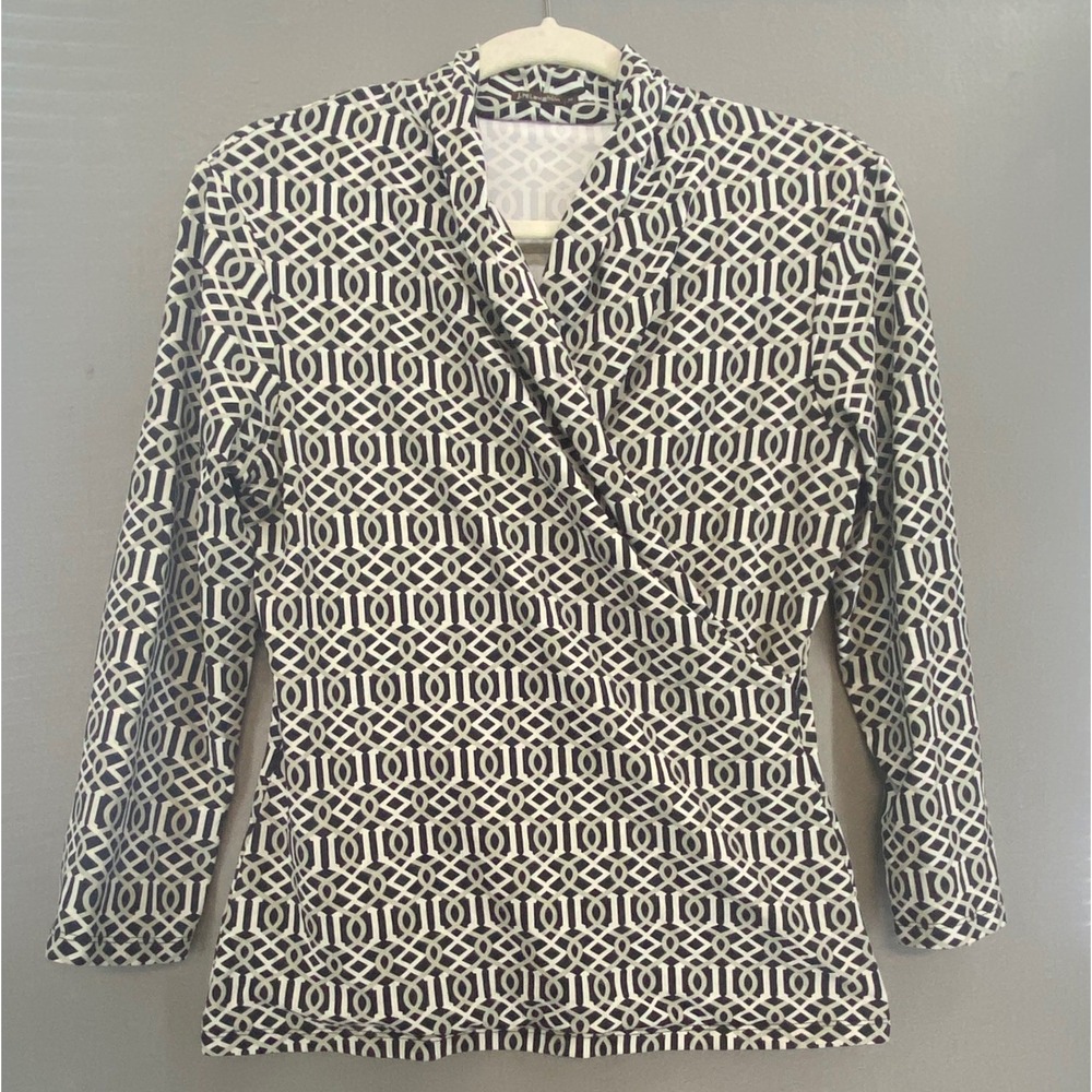 J.McLaughlin Women M Black White Geometric Faux Wrap Blouse Catalina 3/4 Sleeve